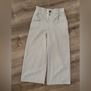 Wide leg striped pants